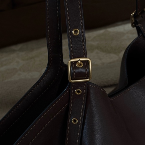 Coach Gramercy Tote in Maple - Picture 10 of 10